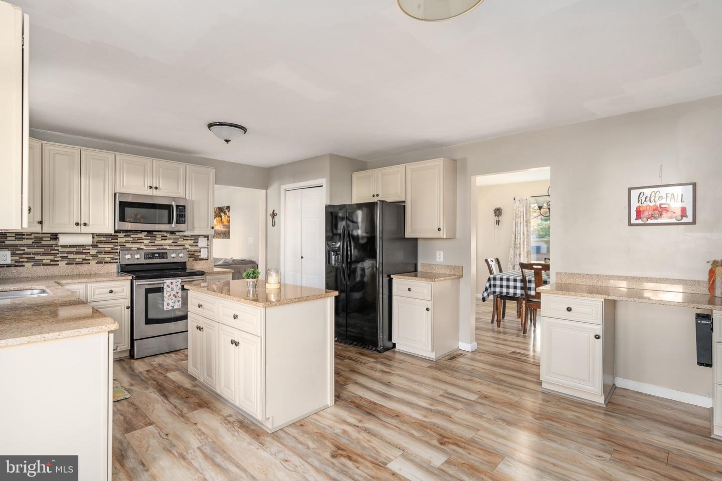 3 LORD FAIRFAX DR, FREDERICKSBURG, Virginia 22405, 4 Bedrooms Bedrooms, ,2 BathroomsBathrooms,Residential,For sale,3 LORD FAIRFAX DR,VAST2044076 MLS # VAST2044076 3 LORD FAIRFAX DR, FREDERICKSBURG, Virginia 22405, 4 Bedrooms Bedrooms, ,2 BathroomsBathrooms,Residential,For sale,3 LORD FAIRFAX DR,VAST2044076 MLS # VAST2044076