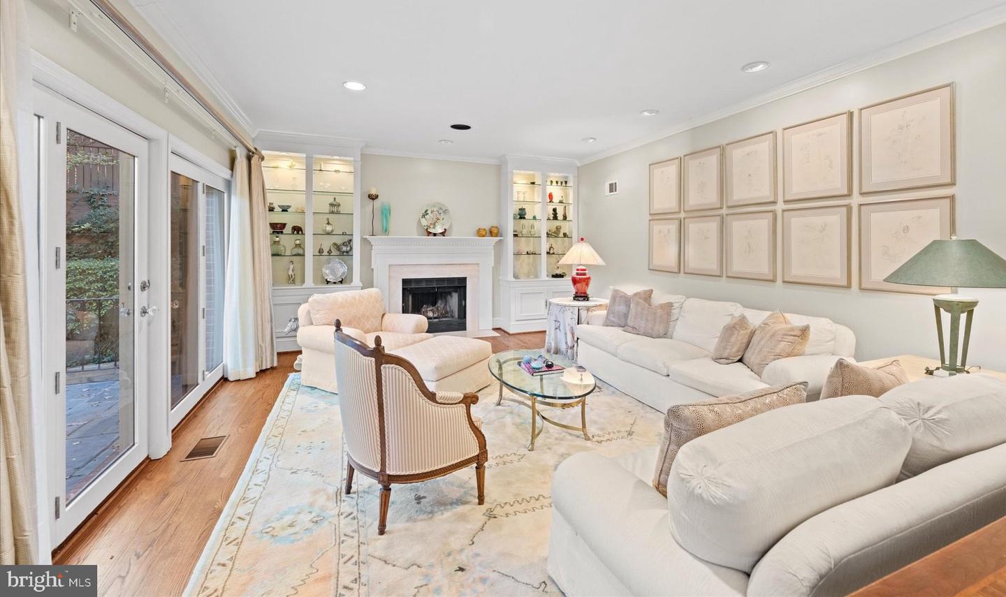 4616 FOXHALL CRES NW, WASHINGTON, District Of Columbia 20007, 4 Bedrooms Bedrooms, ,5 BathroomsBathrooms,Residential,For sale,4616 FOXHALL CRES NW,DCDC2230828 MLS # DCDC2230828