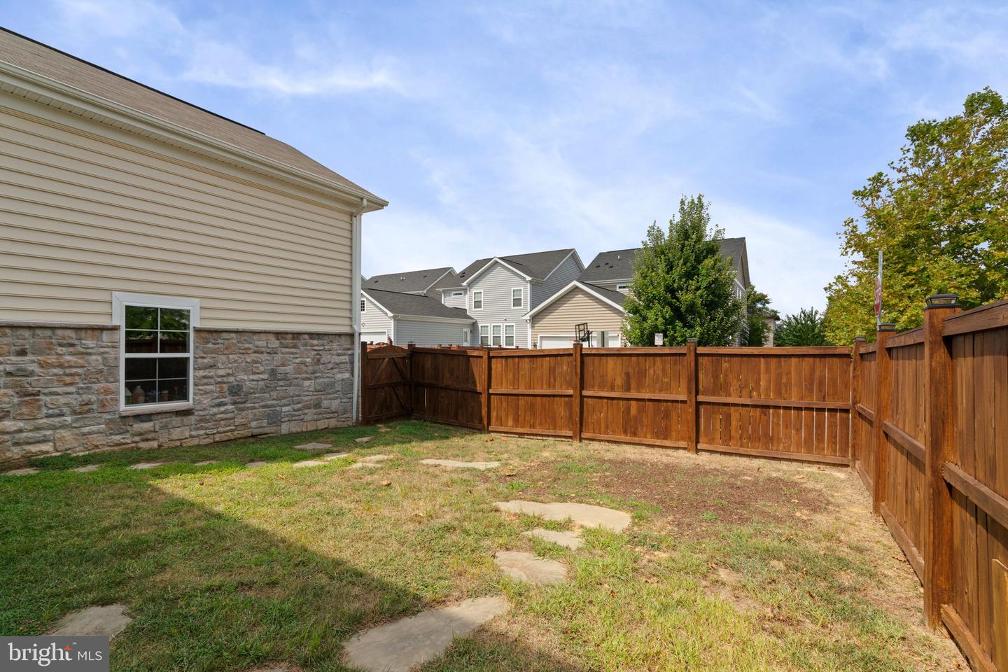 102 ALMOND DR, STAFFORD, Virginia 22554, 5 Bedrooms Bedrooms, ,5 BathroomsBathrooms,Residential,For sale,102 ALMOND DR,VAST2044080 MLS # VAST2044080