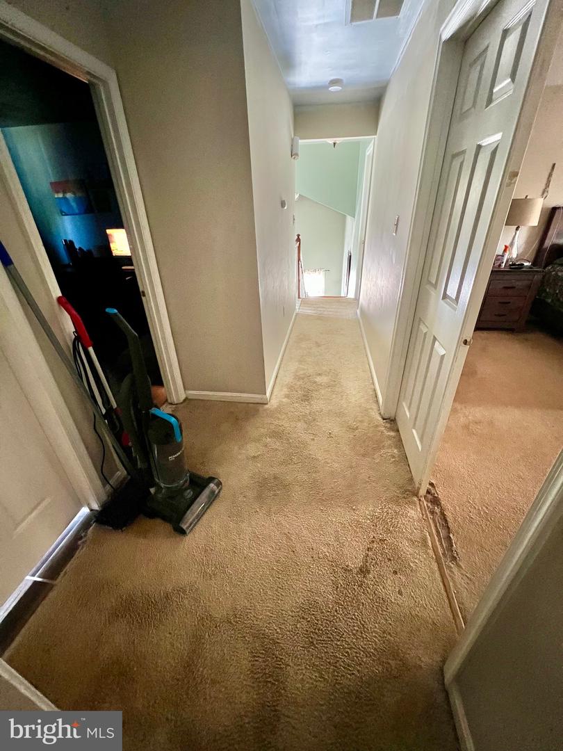 10244 WINGED ELM CIR, MANASSAS, Virginia 20110, 4 Bedrooms Bedrooms, 14 Rooms Rooms,3 BathroomsBathrooms,Residential,For sale,10244 WINGED ELM CIR,VAPW2107458 MLS # VAPW2107458