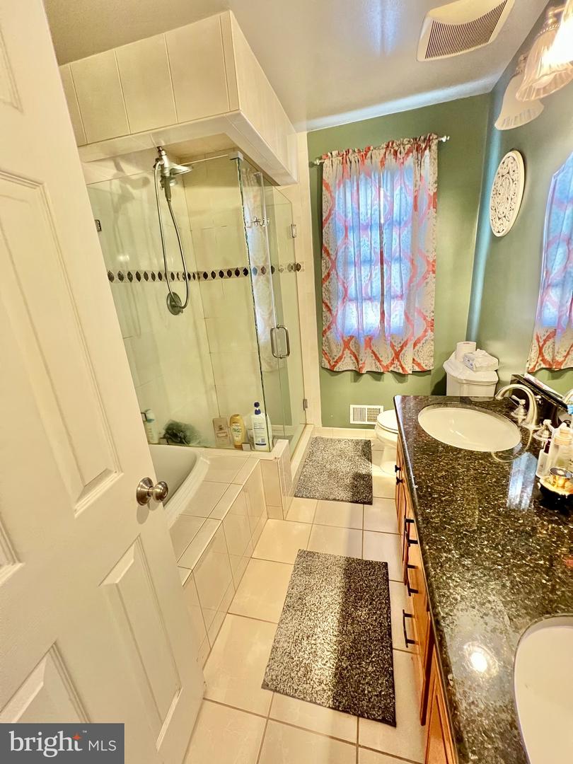 10244 WINGED ELM CIR, MANASSAS, Virginia 20110, 4 Bedrooms Bedrooms, 14 Rooms Rooms,3 BathroomsBathrooms,Residential,For sale,10244 WINGED ELM CIR,VAPW2107458 MLS # VAPW2107458