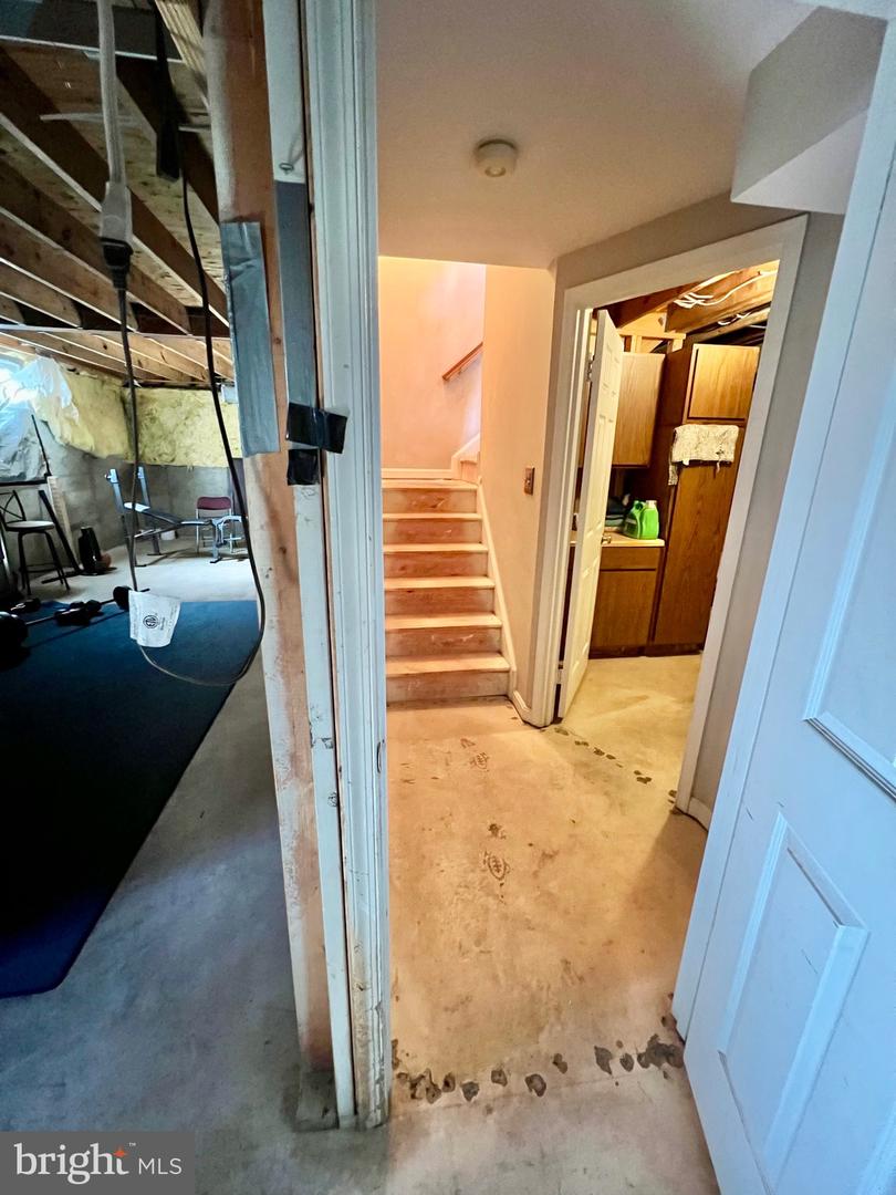 10244 WINGED ELM CIR, MANASSAS, Virginia 20110, 4 Bedrooms Bedrooms, 14 Rooms Rooms,3 BathroomsBathrooms,Residential,For sale,10244 WINGED ELM CIR,VAPW2107458 MLS # VAPW2107458