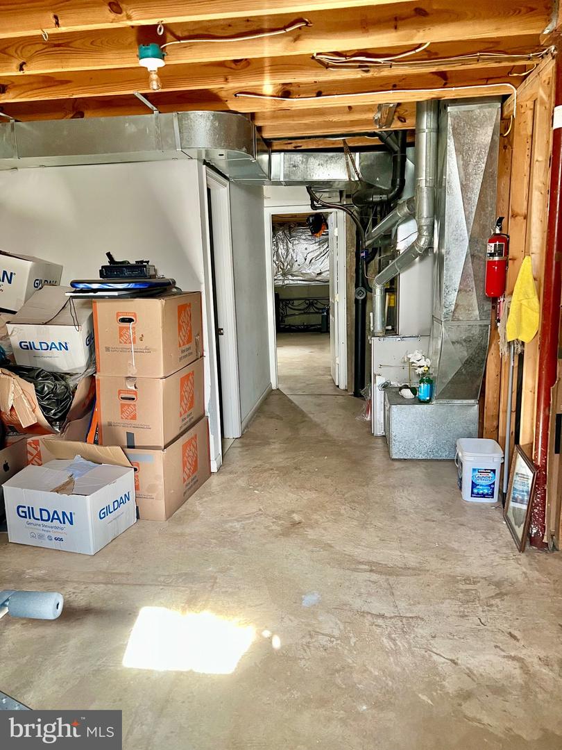 10244 WINGED ELM CIR, MANASSAS, Virginia 20110, 4 Bedrooms Bedrooms, 14 Rooms Rooms,3 BathroomsBathrooms,Residential,For sale,10244 WINGED ELM CIR,VAPW2107458 MLS # VAPW2107458