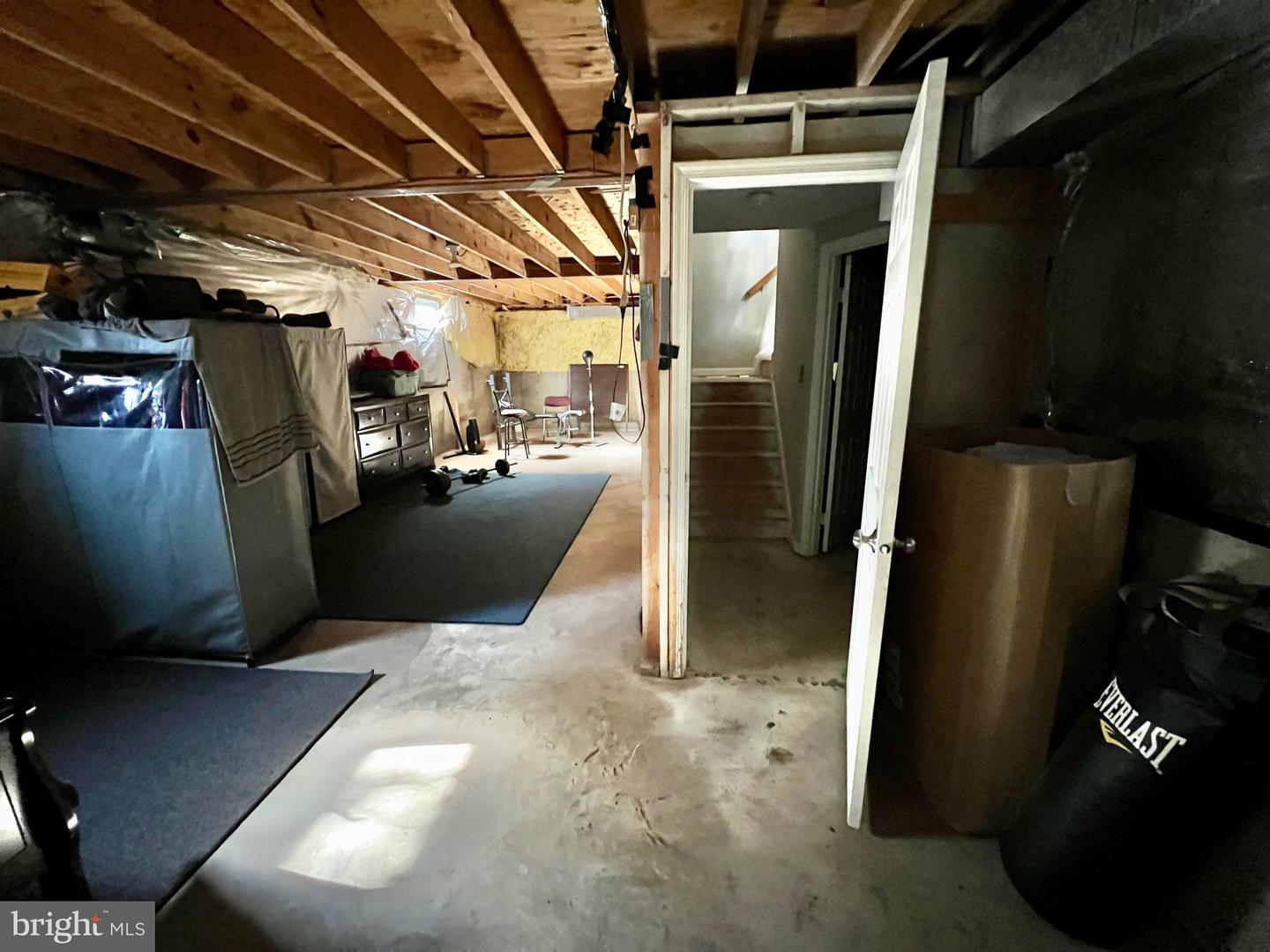 10244 WINGED ELM CIR, MANASSAS, Virginia 20110, 4 Bedrooms Bedrooms, 14 Rooms Rooms,3 BathroomsBathrooms,Residential,For sale,10244 WINGED ELM CIR,VAPW2107458 MLS # VAPW2107458