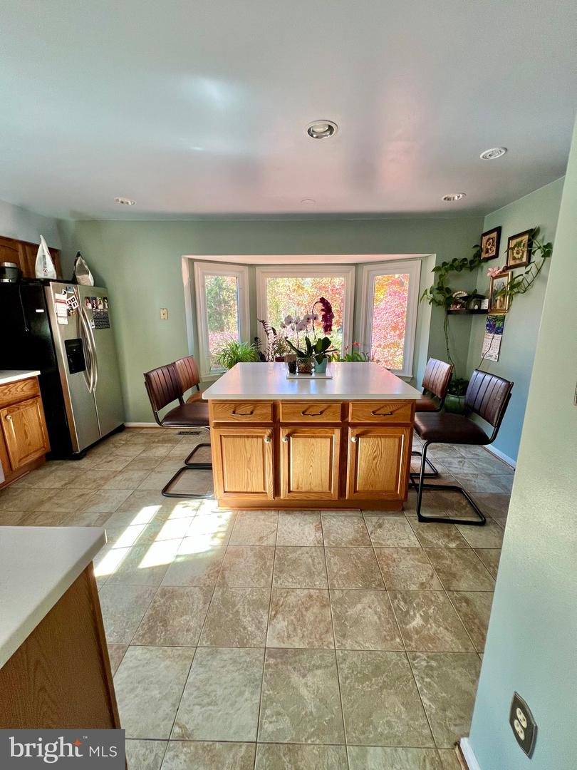 10244 WINGED ELM CIR, MANASSAS, Virginia 20110, 4 Bedrooms Bedrooms, 14 Rooms Rooms,3 BathroomsBathrooms,Residential,For sale,10244 WINGED ELM CIR,VAPW2107458 MLS # VAPW2107458