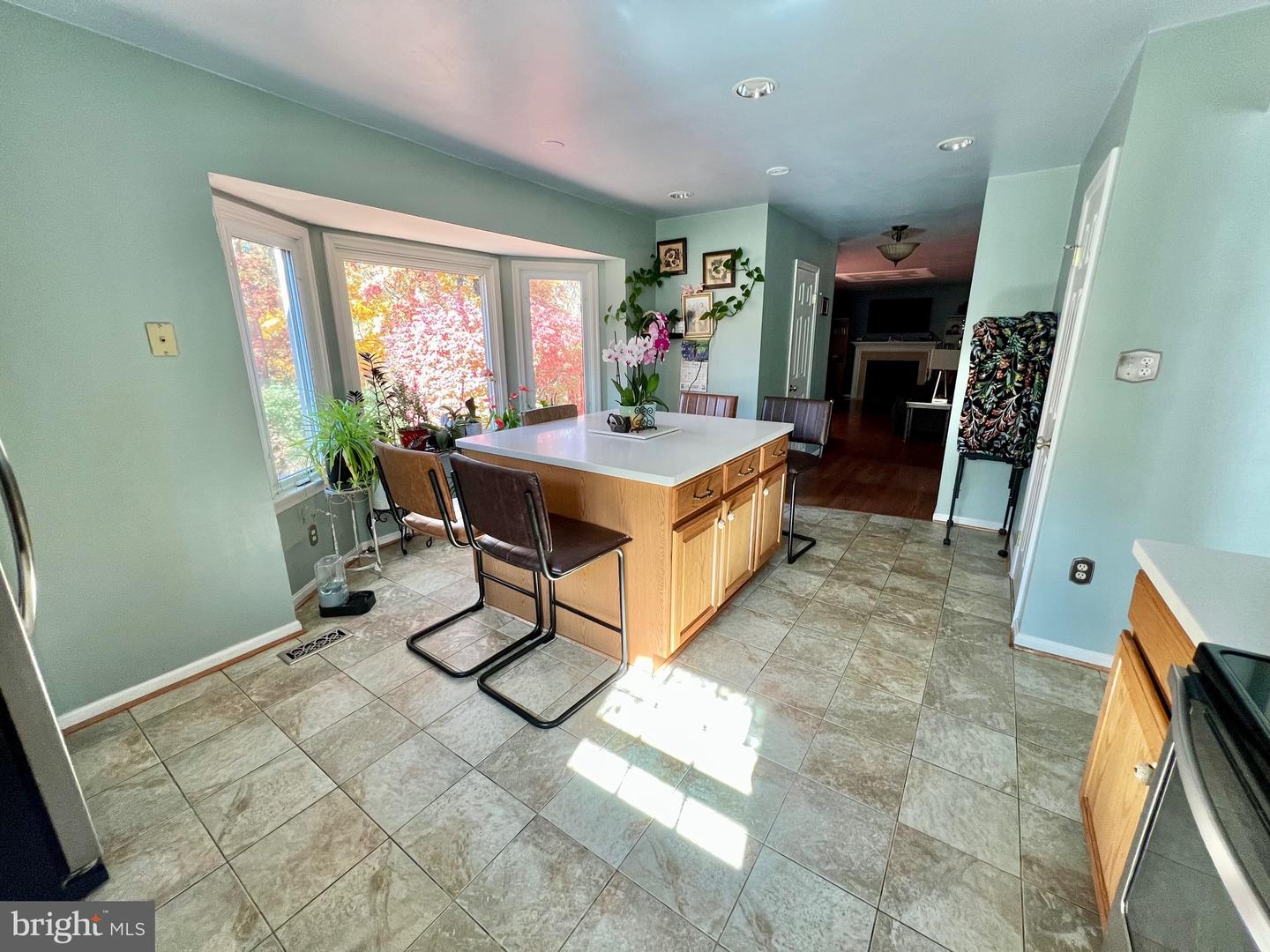 10244 WINGED ELM CIR, MANASSAS, Virginia 20110, 4 Bedrooms Bedrooms, 14 Rooms Rooms,3 BathroomsBathrooms,Residential,For sale,10244 WINGED ELM CIR,VAPW2107458 MLS # VAPW2107458