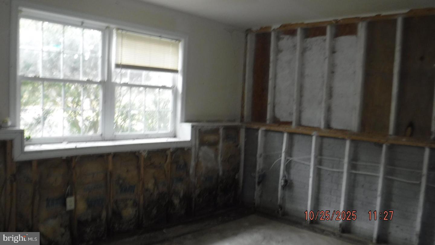 594 WELSH DR, RUTHER GLEN, Virginia 22546, 2 Bedrooms Bedrooms, 6 Rooms Rooms,1 BathroomBathrooms,Residential,For sale,594 WELSH DR,VACV2009100 MLS # VACV2009100 594 WELSH DR, RUTHER GLEN, Virginia 22546, 2 Bedrooms Bedrooms, 6 Rooms Rooms,1 BathroomBathrooms,Residential,For sale,594 WELSH DR,VACV2009100 MLS # VACV2009100