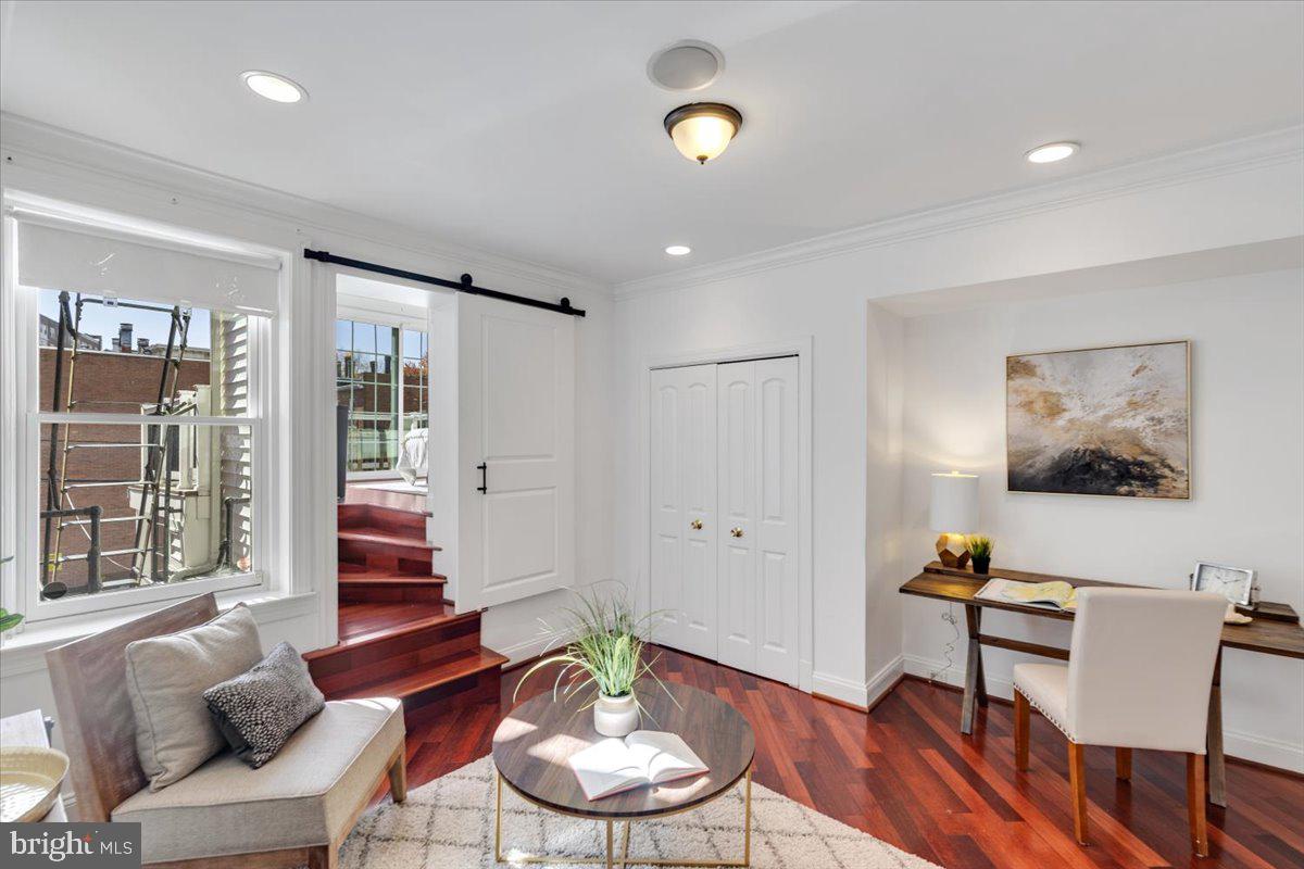 1832 CALVERT ST NW #3, WASHINGTON, District Of Columbia 20009, 2 Bedrooms Bedrooms, ,2 BathroomsBathrooms,Residential,For sale,1832 CALVERT ST NW #3,DCDC2230838 MLS # DCDC2230838