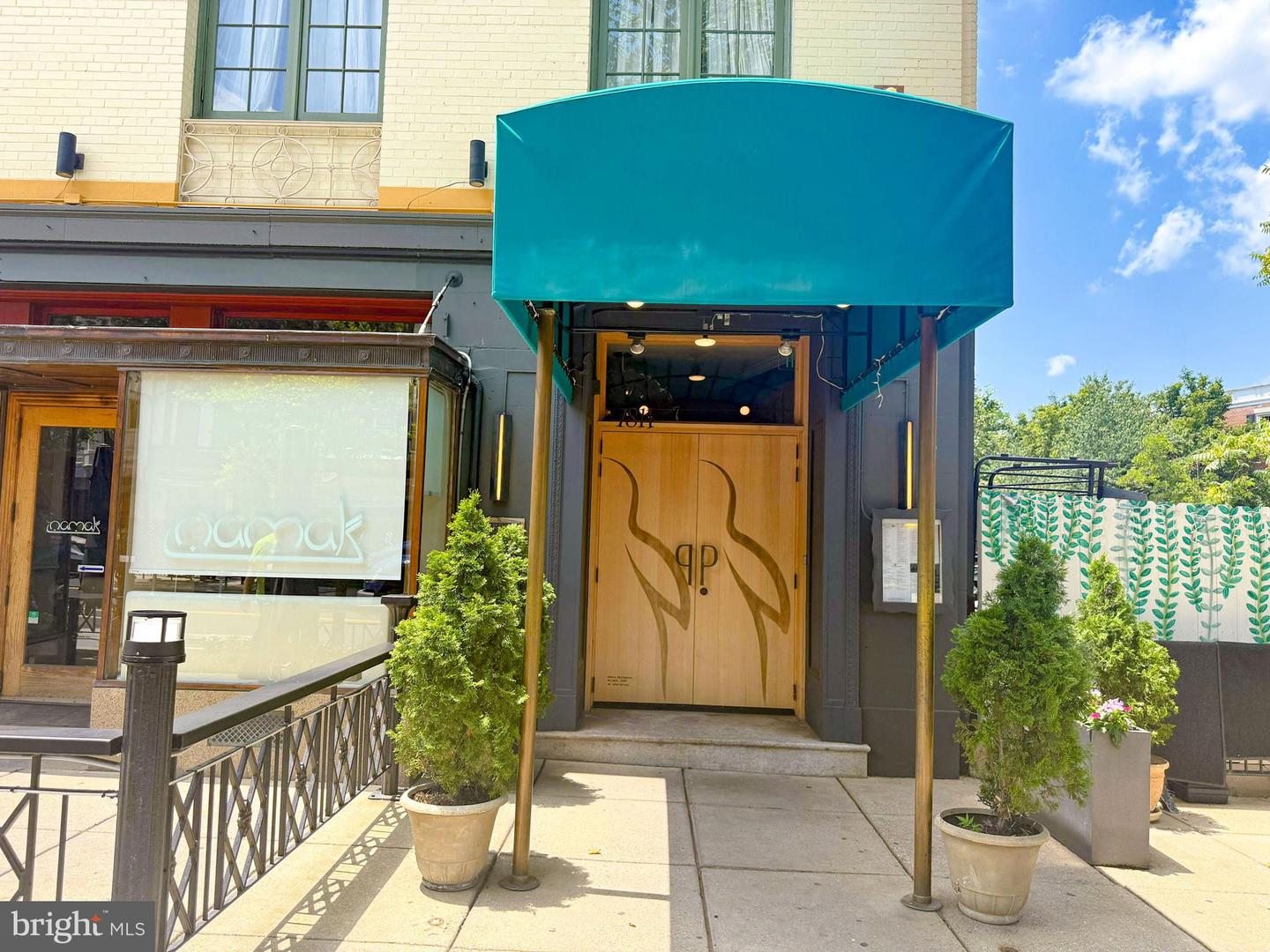 1832 CALVERT ST NW #3, WASHINGTON, District Of Columbia 20009, 2 Bedrooms Bedrooms, ,2 BathroomsBathrooms,Residential,For sale,1832 CALVERT ST NW #3,DCDC2230838 MLS # DCDC2230838