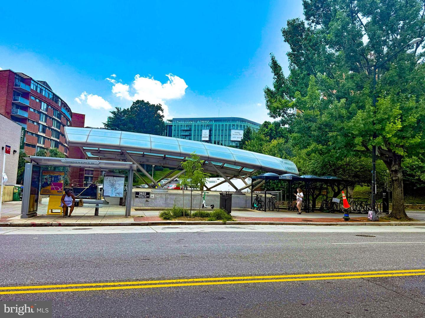 1832 CALVERT ST NW #3, WASHINGTON, District Of Columbia 20009, 2 Bedrooms Bedrooms, ,2 BathroomsBathrooms,Residential,For sale,1832 CALVERT ST NW #3,DCDC2230838 MLS # DCDC2230838