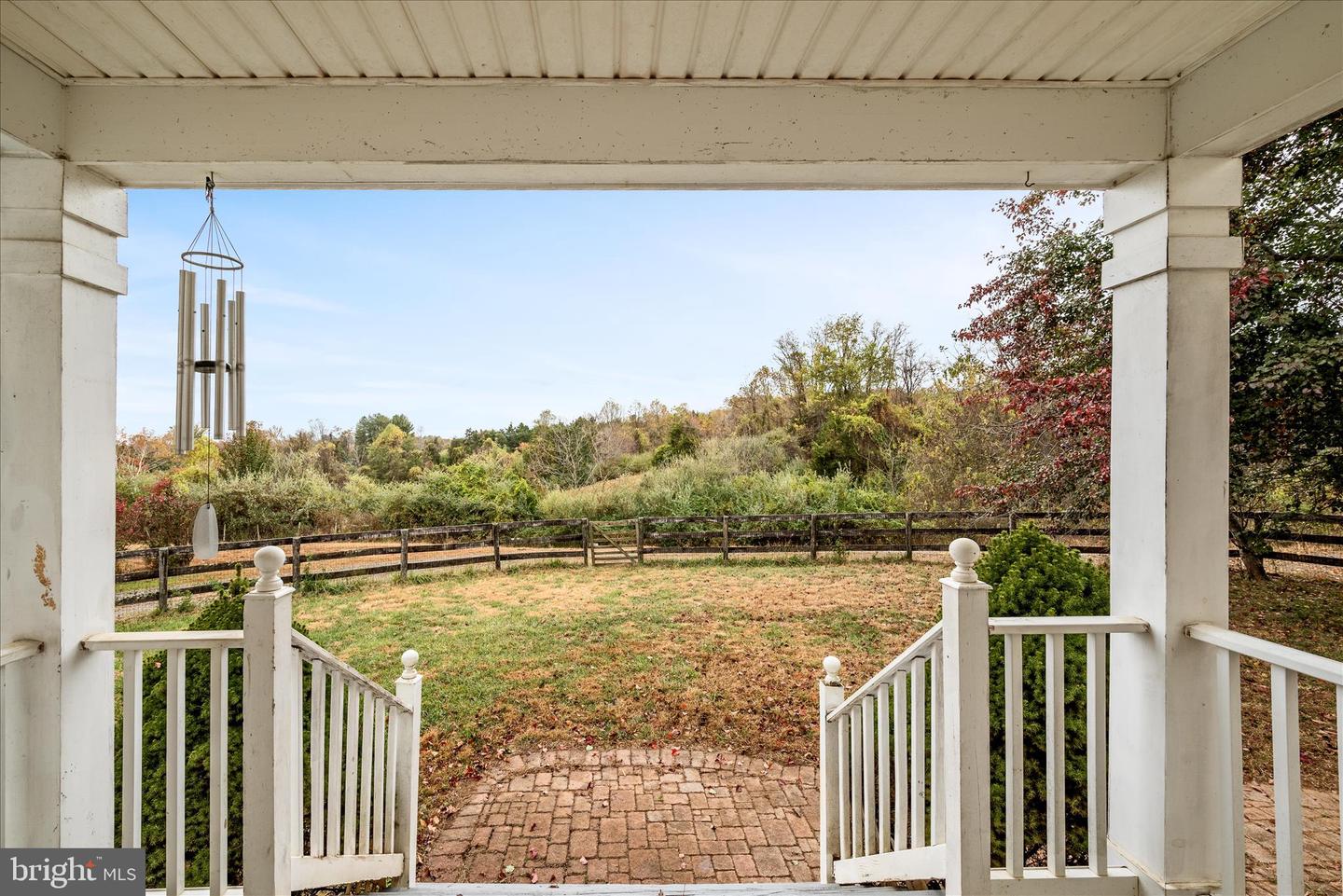 5194 BEACH RIDGE LN, AMISSVILLE, Virginia 20106, 5 Bedrooms Bedrooms, 9 Rooms Rooms,3 BathroomsBathrooms,Residential,For sale,5194 BEACH RIDGE LN,VACU2012012 MLS # VACU2012012