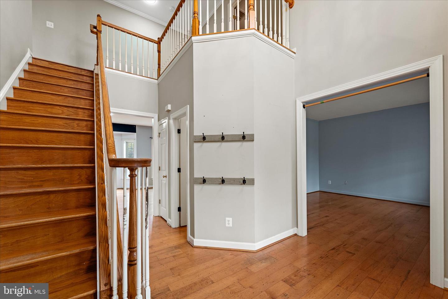 5194 BEACH RIDGE LN, AMISSVILLE, Virginia 20106, 5 Bedrooms Bedrooms, 9 Rooms Rooms,3 BathroomsBathrooms,Residential,For sale,5194 BEACH RIDGE LN,VACU2012012 MLS # VACU2012012