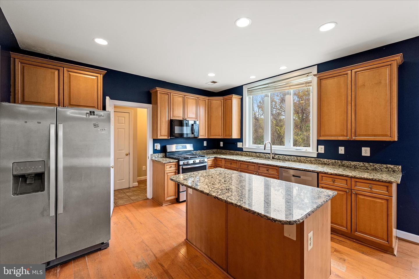 5194 BEACH RIDGE LN, AMISSVILLE, Virginia 20106, 5 Bedrooms Bedrooms, 9 Rooms Rooms,3 BathroomsBathrooms,Residential,For sale,5194 BEACH RIDGE LN,VACU2012012 MLS # VACU2012012