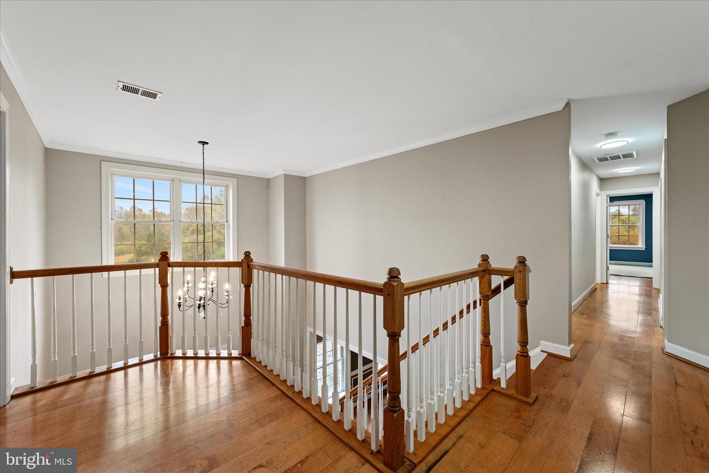 5194 BEACH RIDGE LN, AMISSVILLE, Virginia 20106, 5 Bedrooms Bedrooms, 9 Rooms Rooms,3 BathroomsBathrooms,Residential,For sale,5194 BEACH RIDGE LN,VACU2012012 MLS # VACU2012012