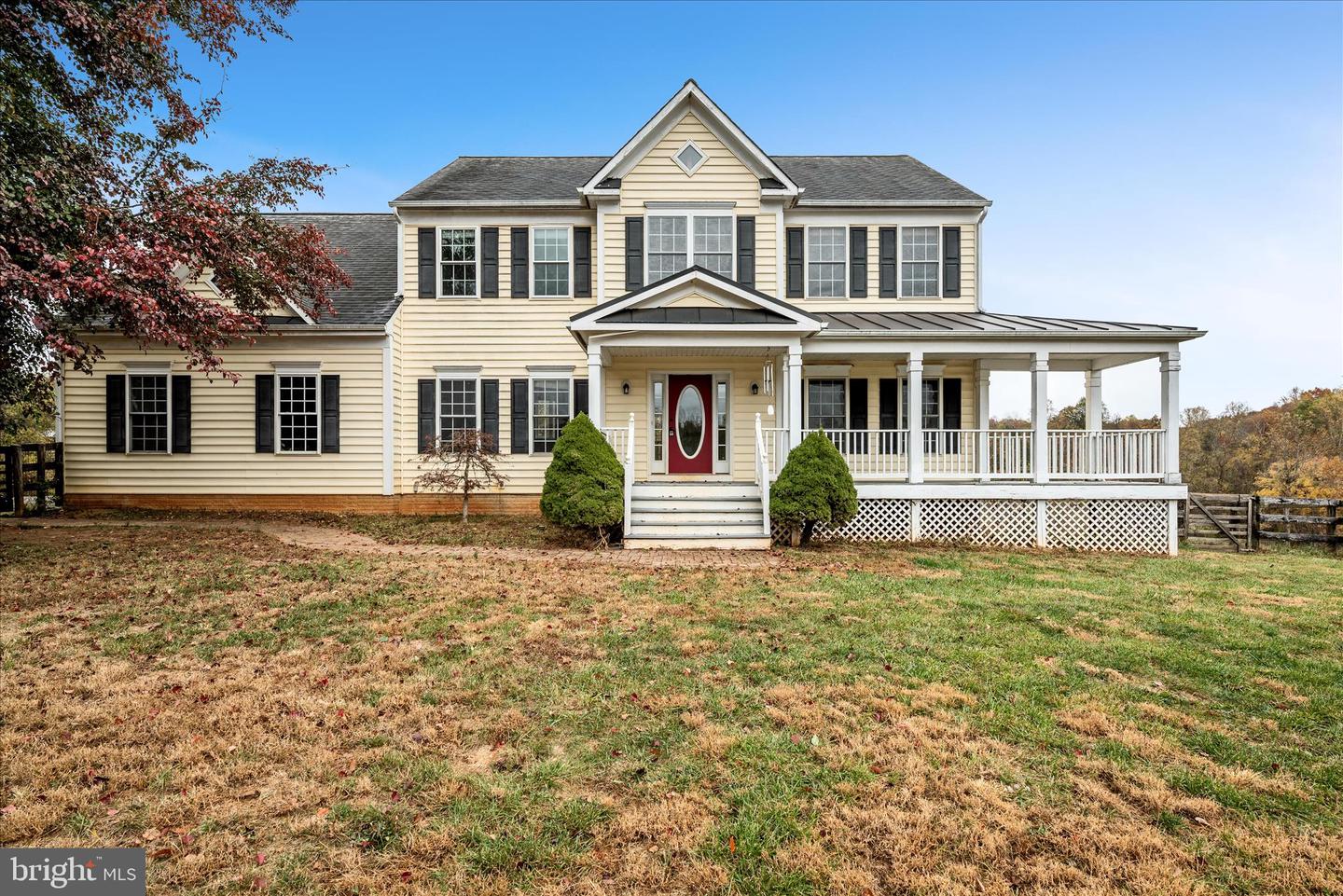 5194 BEACH RIDGE LN, AMISSVILLE, Virginia 20106, 5 Bedrooms Bedrooms, 9 Rooms Rooms,3 BathroomsBathrooms,Residential,For sale,5194 BEACH RIDGE LN,VACU2012012 MLS # VACU2012012