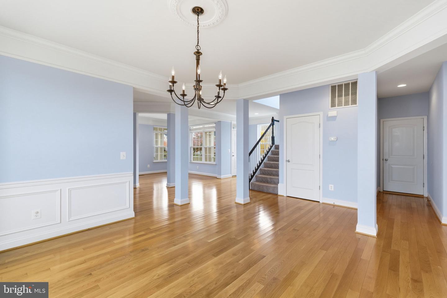 43080 LITTLE ANGEL CT, LEESBURG, Virginia 20176, 5 Bedrooms Bedrooms, ,4 BathroomsBathrooms,Residential,For sale,43080 LITTLE ANGEL CT,VALO2110716 MLS # VALO2110716