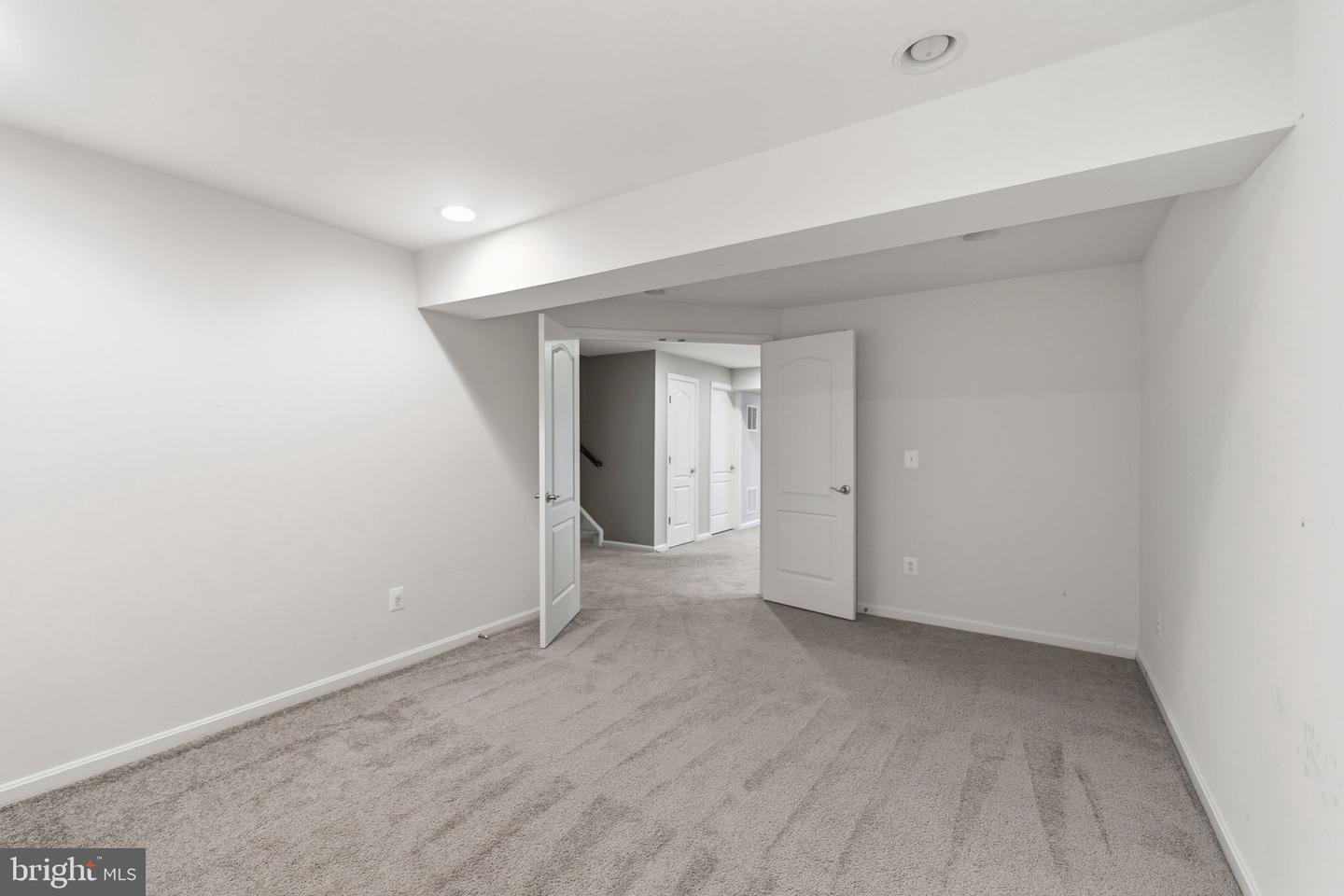 43080 LITTLE ANGEL CT, LEESBURG, Virginia 20176, 5 Bedrooms Bedrooms, ,4 BathroomsBathrooms,Residential,For sale,43080 LITTLE ANGEL CT,VALO2110716 MLS # VALO2110716