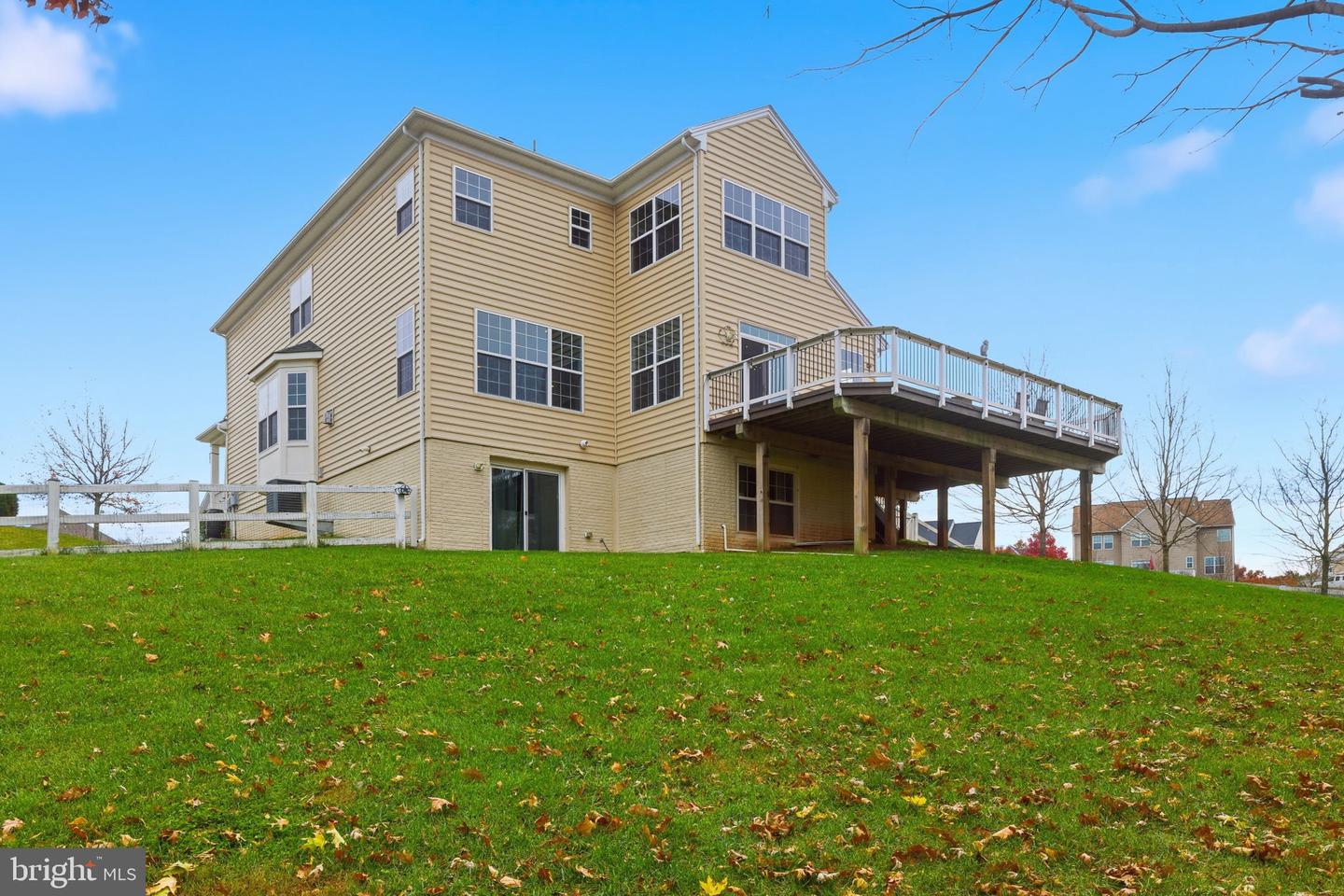 43080 LITTLE ANGEL CT, LEESBURG, Virginia 20176, 5 Bedrooms Bedrooms, ,4 BathroomsBathrooms,Residential,For sale,43080 LITTLE ANGEL CT,VALO2110716 MLS # VALO2110716