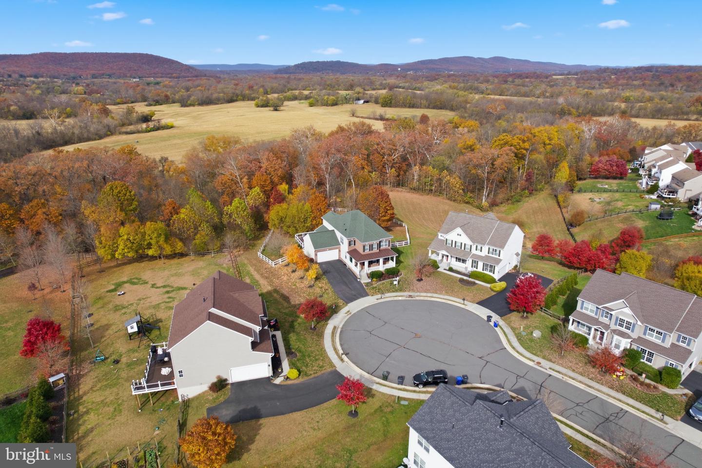 43080 LITTLE ANGEL CT, LEESBURG, Virginia 20176, 5 Bedrooms Bedrooms, ,4 BathroomsBathrooms,Residential,For sale,43080 LITTLE ANGEL CT,VALO2110716 MLS # VALO2110716