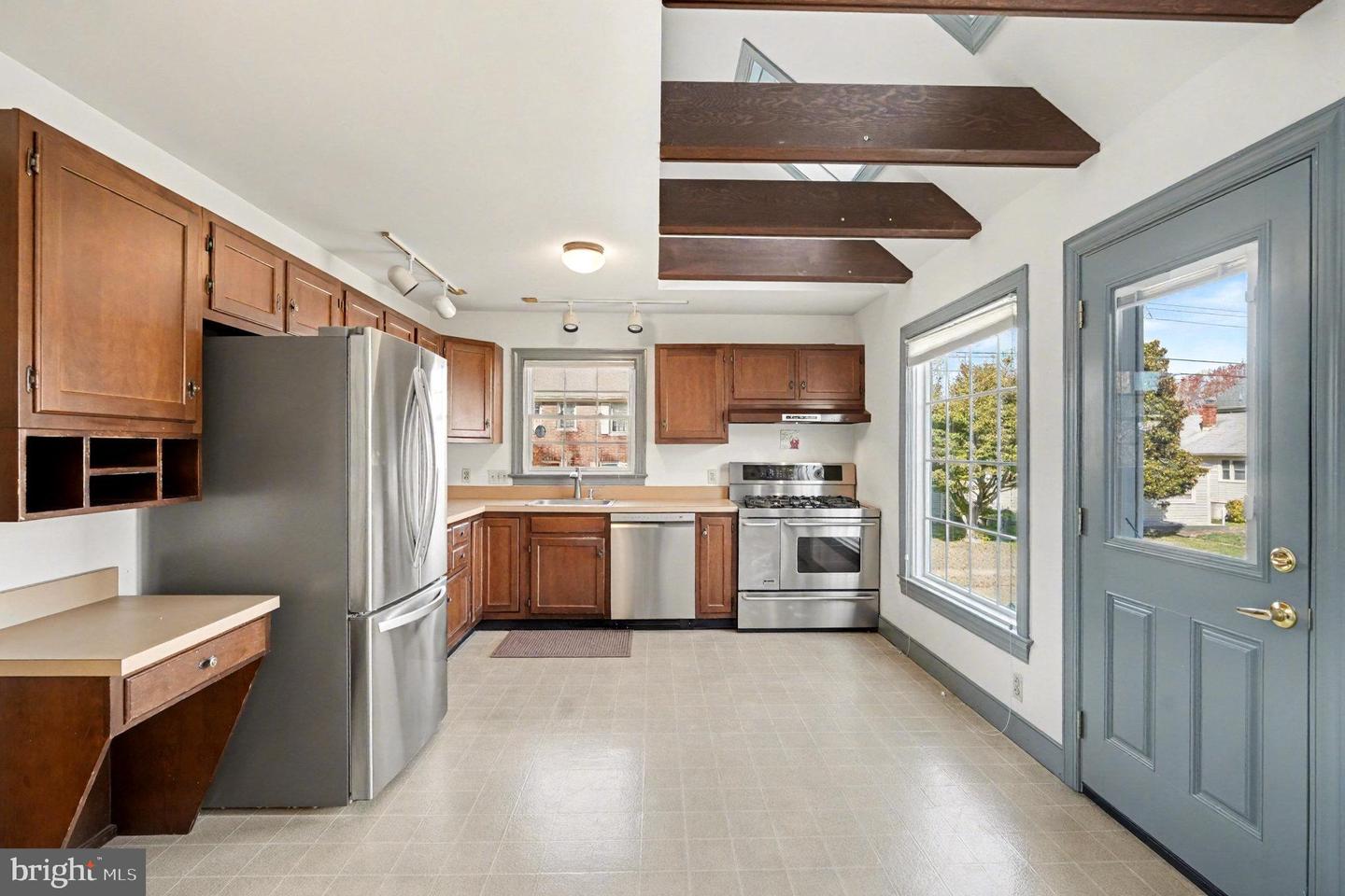 1413 WINCHESTER ST, FREDERICKSBURG, Virginia 22401, 4 Bedrooms Bedrooms, ,2 BathroomsBathrooms,Residential,For sale,1413 WINCHESTER ST,VAFB2009262 MLS # VAFB2009262 1413 WINCHESTER ST, FREDERICKSBURG, Virginia 22401, 4 Bedrooms Bedrooms, ,2 BathroomsBathrooms,Residential,For sale,1413 WINCHESTER ST,VAFB2009262 MLS # VAFB2009262