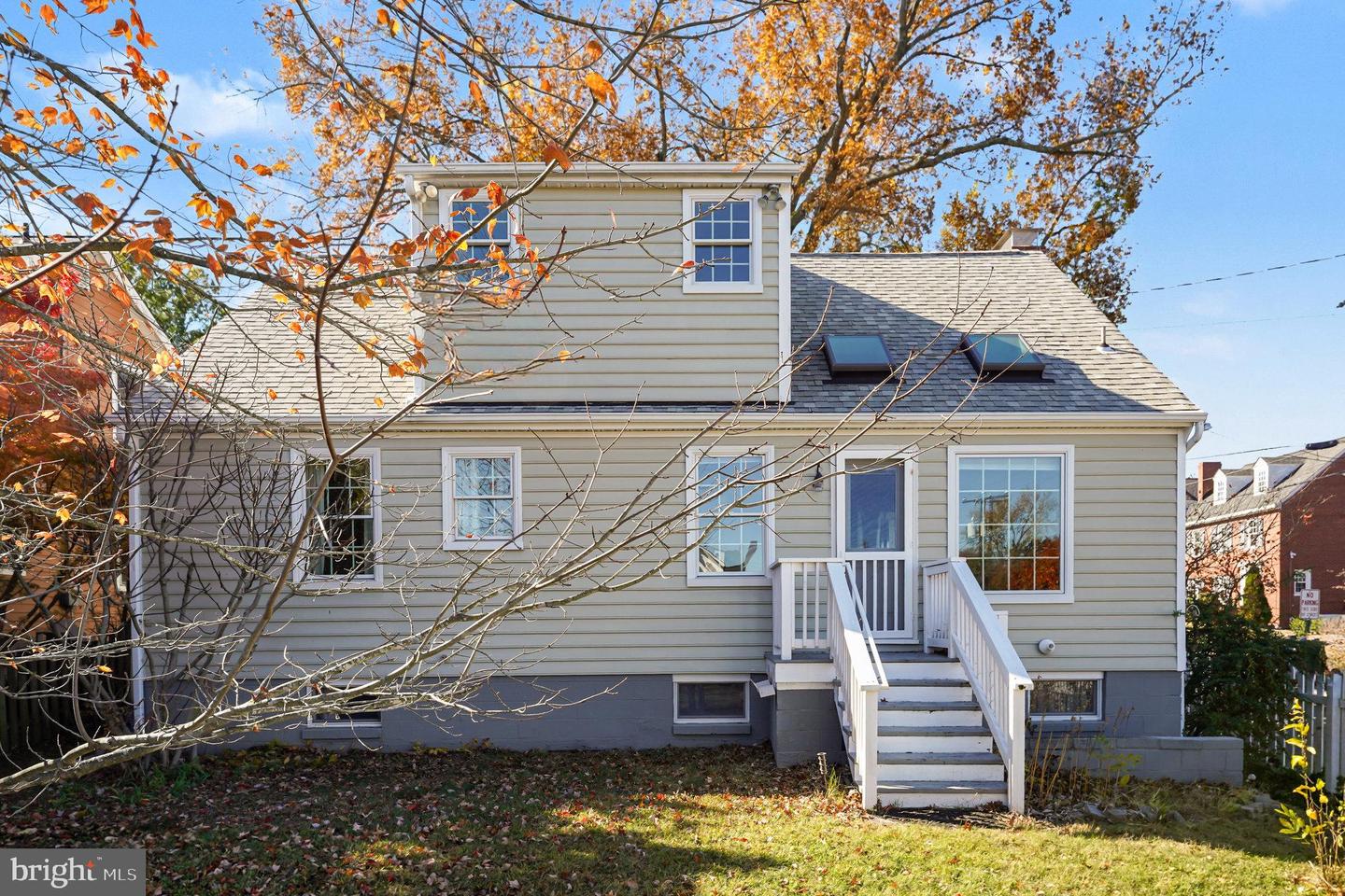 1413 WINCHESTER ST, FREDERICKSBURG, Virginia 22401, 4 Bedrooms Bedrooms, ,2 BathroomsBathrooms,Residential,For sale,1413 WINCHESTER ST,VAFB2009262 MLS # VAFB2009262 1413 WINCHESTER ST, FREDERICKSBURG, Virginia 22401, 4 Bedrooms Bedrooms, ,2 BathroomsBathrooms,Residential,For sale,1413 WINCHESTER ST,VAFB2009262 MLS # VAFB2009262