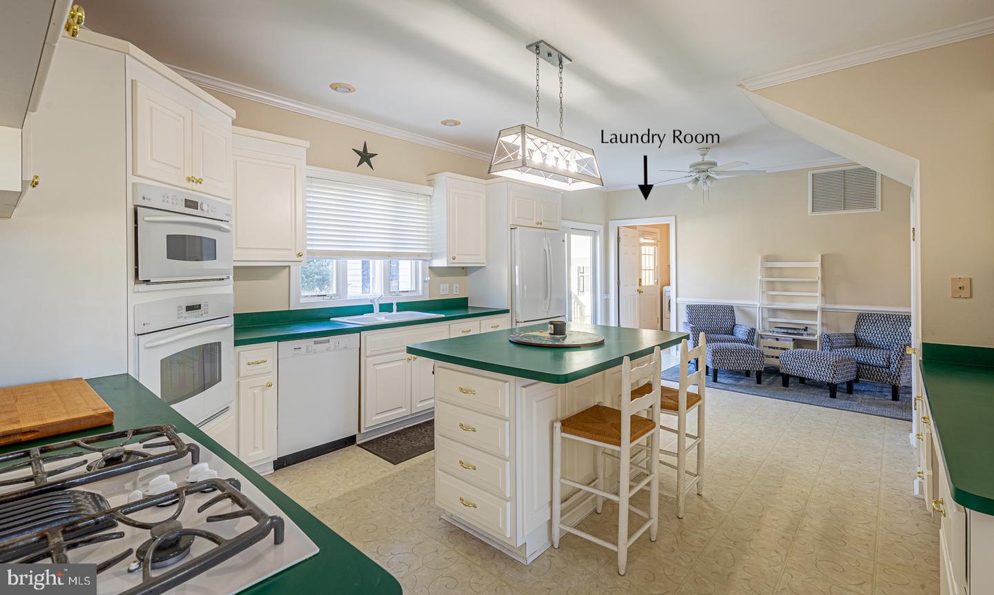 602 CEDAR POINTE DR, WEEMS, Virginia 22576, 4 Bedrooms Bedrooms, ,3 BathroomsBathrooms,Residential,For sale,602 CEDAR POINTE DR,VALV2000906 MLS # VALV2000906