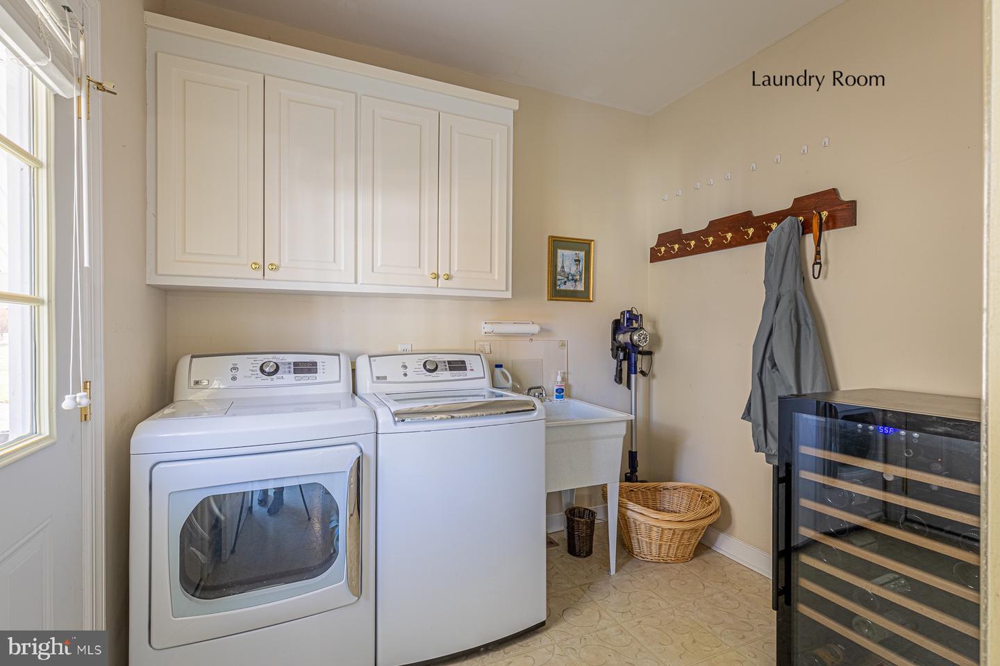 602 CEDAR POINTE DR, WEEMS, Virginia 22576, 4 Bedrooms Bedrooms, ,3 BathroomsBathrooms,Residential,For sale,602 CEDAR POINTE DR,VALV2000906 MLS # VALV2000906