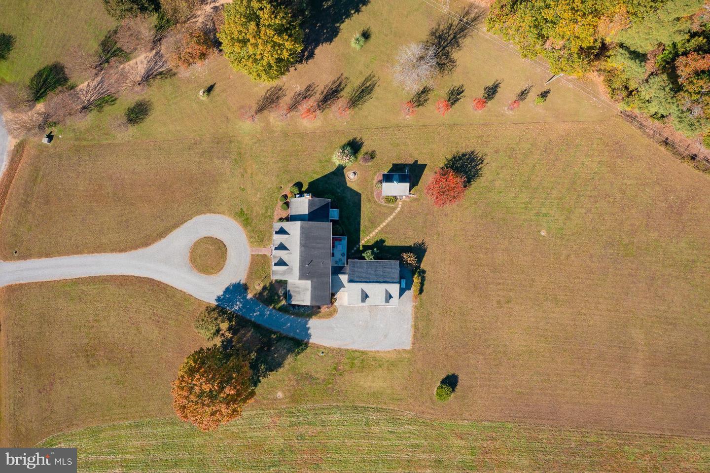 602 CEDAR POINTE DR, WEEMS, Virginia 22576, 4 Bedrooms Bedrooms, ,3 BathroomsBathrooms,Residential,For sale,602 CEDAR POINTE DR,VALV2000906 MLS # VALV2000906