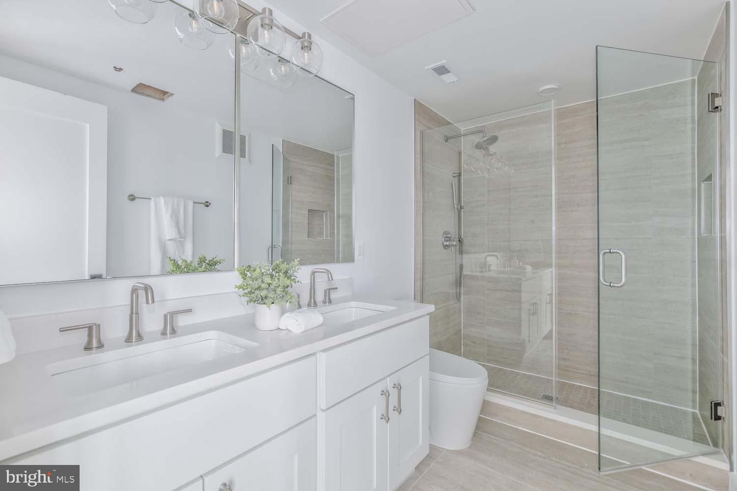 4347 HARRISON ST NW #PENTHOUSE SEVEN, WASHINGTON, District Of Columbia 20015, 3 Bedrooms Bedrooms, ,2 BathroomsBathrooms,Residential,For sale,4347 HARRISON ST NW #PENTHOUSE SEVEN,DCDC2230794 MLS # DCDC2230794