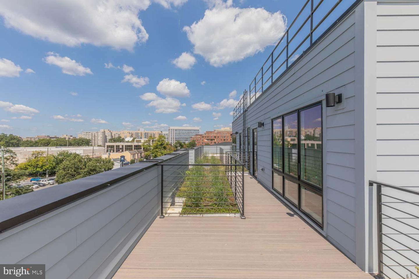 4347 HARRISON ST NW #PENTHOUSE SEVEN, WASHINGTON, District Of Columbia 20015, 3 Bedrooms Bedrooms, ,2 BathroomsBathrooms,Residential,For sale,4347 HARRISON ST NW #PENTHOUSE SEVEN,DCDC2230794 MLS # DCDC2230794