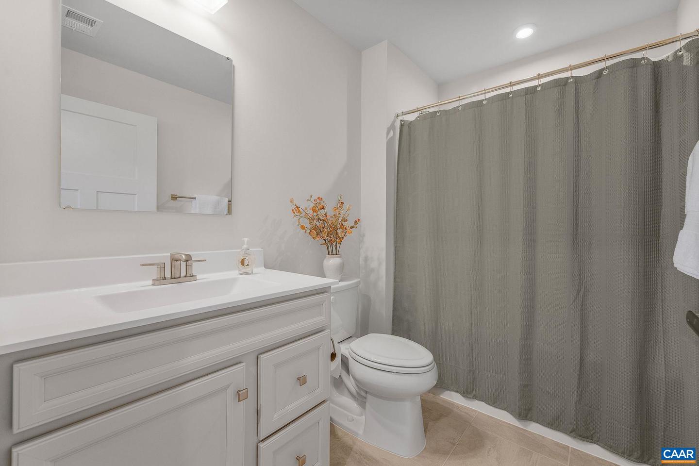 108 WHITE SANDS BLVD, BARBOURSVILLE, Virginia 22923, 3 Bedrooms Bedrooms, ,2 BathroomsBathrooms,Residential,For sale,108 WHITE SANDS BLVD,670812 MLS # 670812 108 WHITE SANDS BLVD, BARBOURSVILLE, Virginia 22923, 3 Bedrooms Bedrooms, ,2 BathroomsBathrooms,Residential,For sale,108 WHITE SANDS BLVD,670812 MLS # 670812