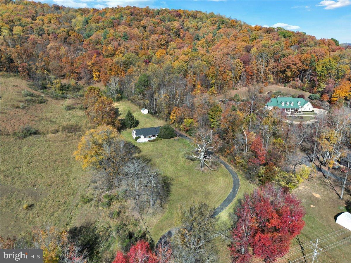 12715 LEE HWY, WASHINGTON, Virginia 22747, 3 Bedrooms Bedrooms, 8 Rooms Rooms,1 BathroomBathrooms,Residential,For sale,12715 LEE HWY,VARP2002382 MLS # VARP2002382