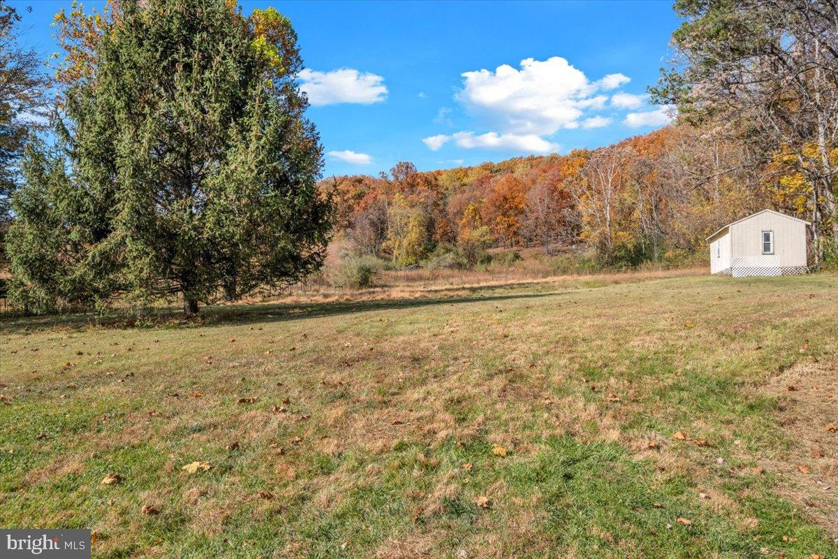 12715 LEE HWY, WASHINGTON, Virginia 22747, 3 Bedrooms Bedrooms, 8 Rooms Rooms,1 BathroomBathrooms,Residential,For sale,12715 LEE HWY,VARP2002382 MLS # VARP2002382