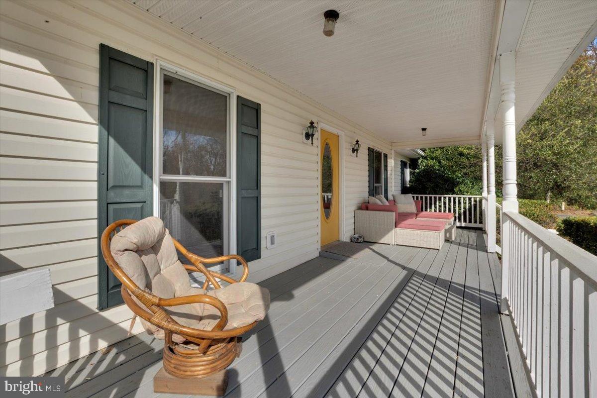 12715 LEE HWY, WASHINGTON, Virginia 22747, 3 Bedrooms Bedrooms, 8 Rooms Rooms,1 BathroomBathrooms,Residential,For sale,12715 LEE HWY,VARP2002382 MLS # VARP2002382