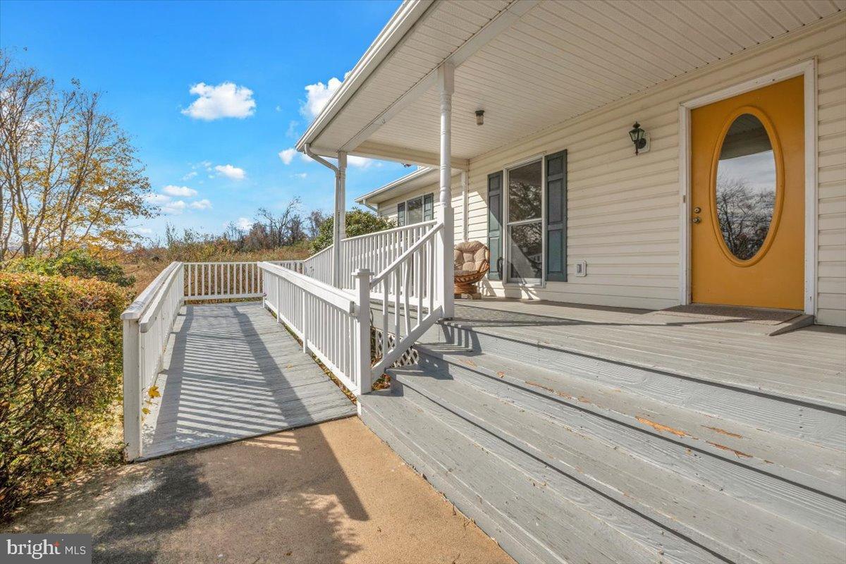 12715 LEE HWY, WASHINGTON, Virginia 22747, 3 Bedrooms Bedrooms, 8 Rooms Rooms,1 BathroomBathrooms,Residential,For sale,12715 LEE HWY,VARP2002382 MLS # VARP2002382