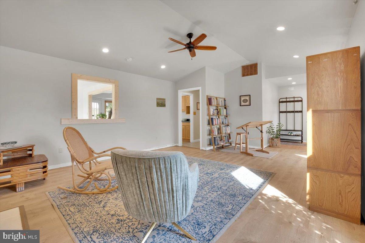 12715 LEE HWY, WASHINGTON, Virginia 22747, 3 Bedrooms Bedrooms, 8 Rooms Rooms,1 BathroomBathrooms,Residential,For sale,12715 LEE HWY,VARP2002382 MLS # VARP2002382