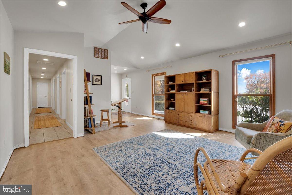 12715 LEE HWY, WASHINGTON, Virginia 22747, 3 Bedrooms Bedrooms, 8 Rooms Rooms,1 BathroomBathrooms,Residential,For sale,12715 LEE HWY,VARP2002382 MLS # VARP2002382