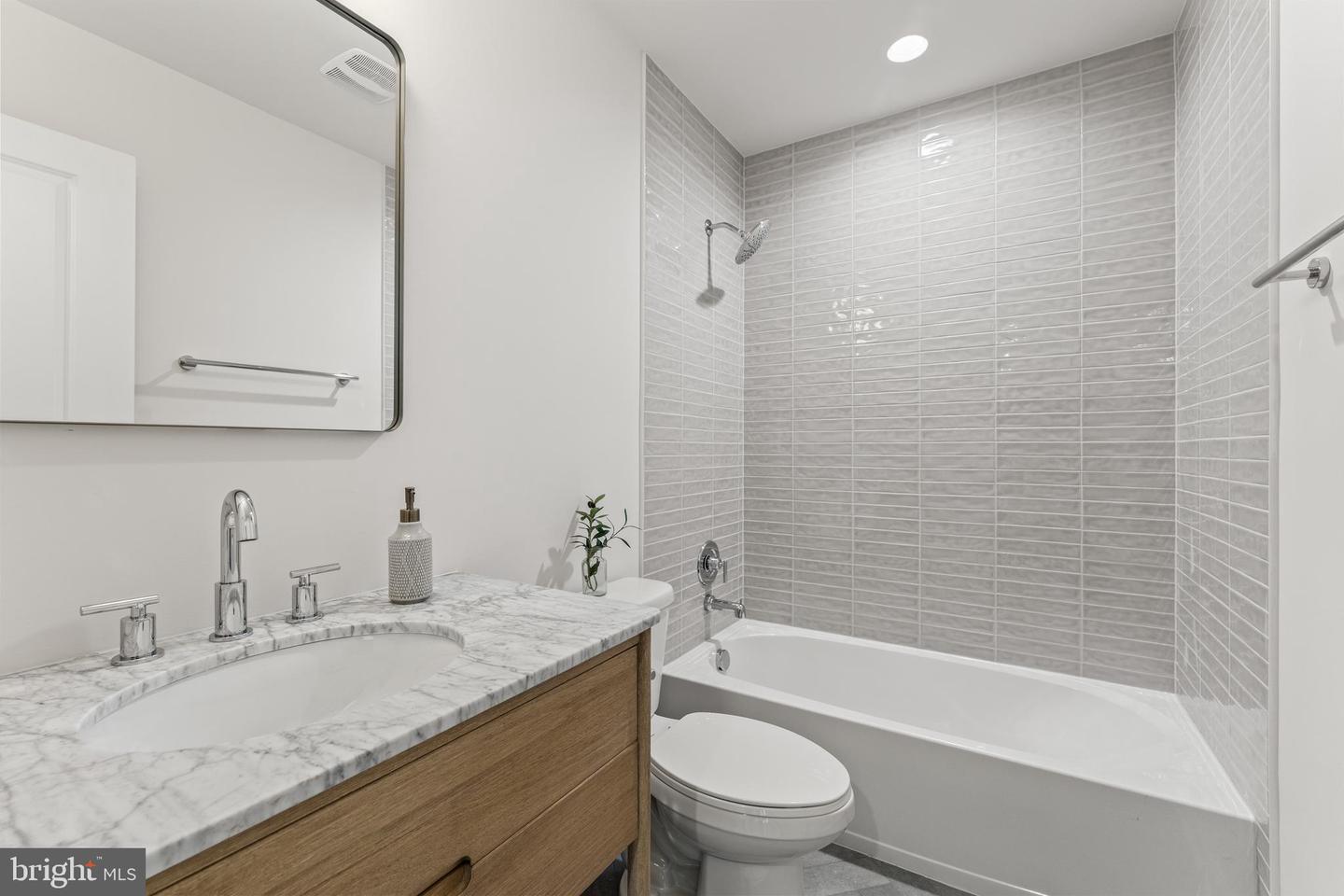 13119 THUNDER RD, KING GEORGE, Virginia 22485, 5 Bedrooms Bedrooms, ,3 BathroomsBathrooms,Residential,For sale,13119 THUNDER RD,VAKG2007252 MLS # VAKG2007252