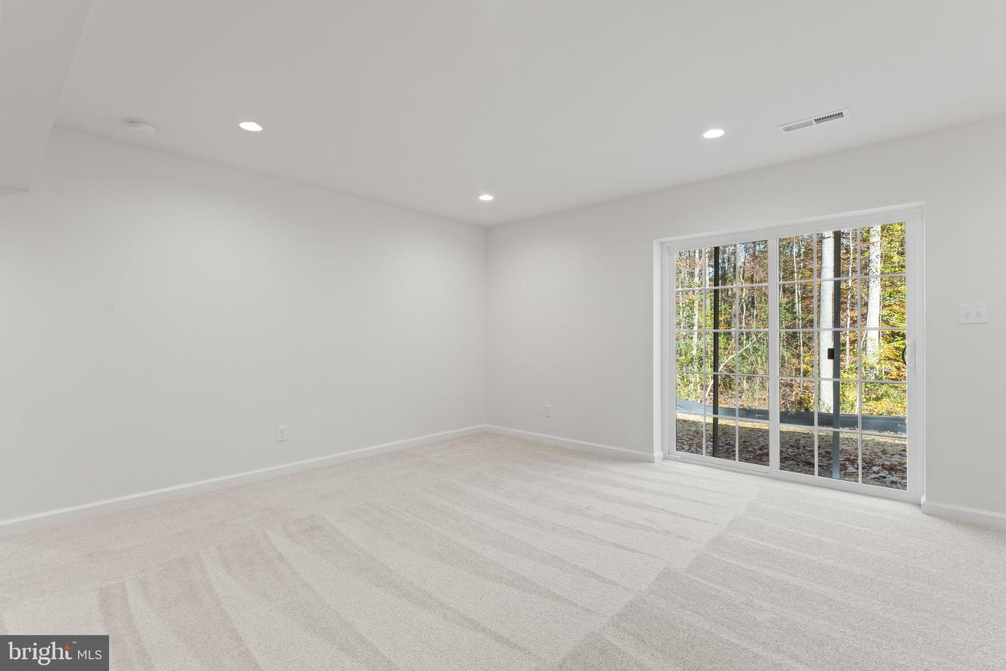 13119 THUNDER RD, KING GEORGE, Virginia 22485, 5 Bedrooms Bedrooms, ,3 BathroomsBathrooms,Residential,For sale,13119 THUNDER RD,VAKG2007252 MLS # VAKG2007252