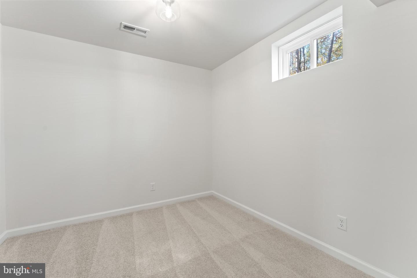 13119 THUNDER RD, KING GEORGE, Virginia 22485, 5 Bedrooms Bedrooms, ,3 BathroomsBathrooms,Residential,For sale,13119 THUNDER RD,VAKG2007252 MLS # VAKG2007252