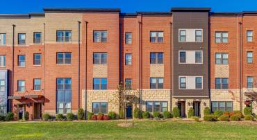 44848 TIVERTON SQ, ASHBURN, Virginia 20147, 3 Bedrooms Bedrooms, ,2 BathroomsBathrooms,Residential,For sale,44848 TIVERTON SQ,VALO2110758 MLS # VALO2110758