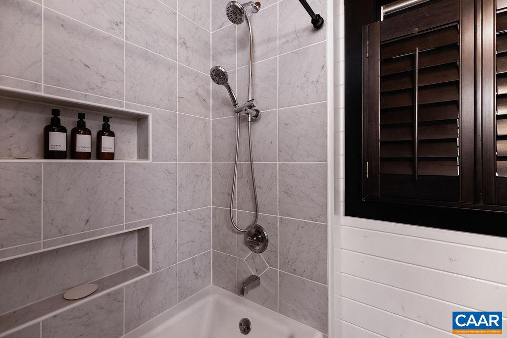 325 OLD ROSELAND RD, ROSELAND, Virginia 22967, 3 Bedrooms Bedrooms, ,2 BathroomsBathrooms,Residential,For sale,325 OLD ROSELAND RD,670821 MLS # 670821 325 OLD ROSELAND RD, ROSELAND, Virginia 22967, 3 Bedrooms Bedrooms, ,2 BathroomsBathrooms,Residential,For sale,325 OLD ROSELAND RD,670821 MLS # 670821