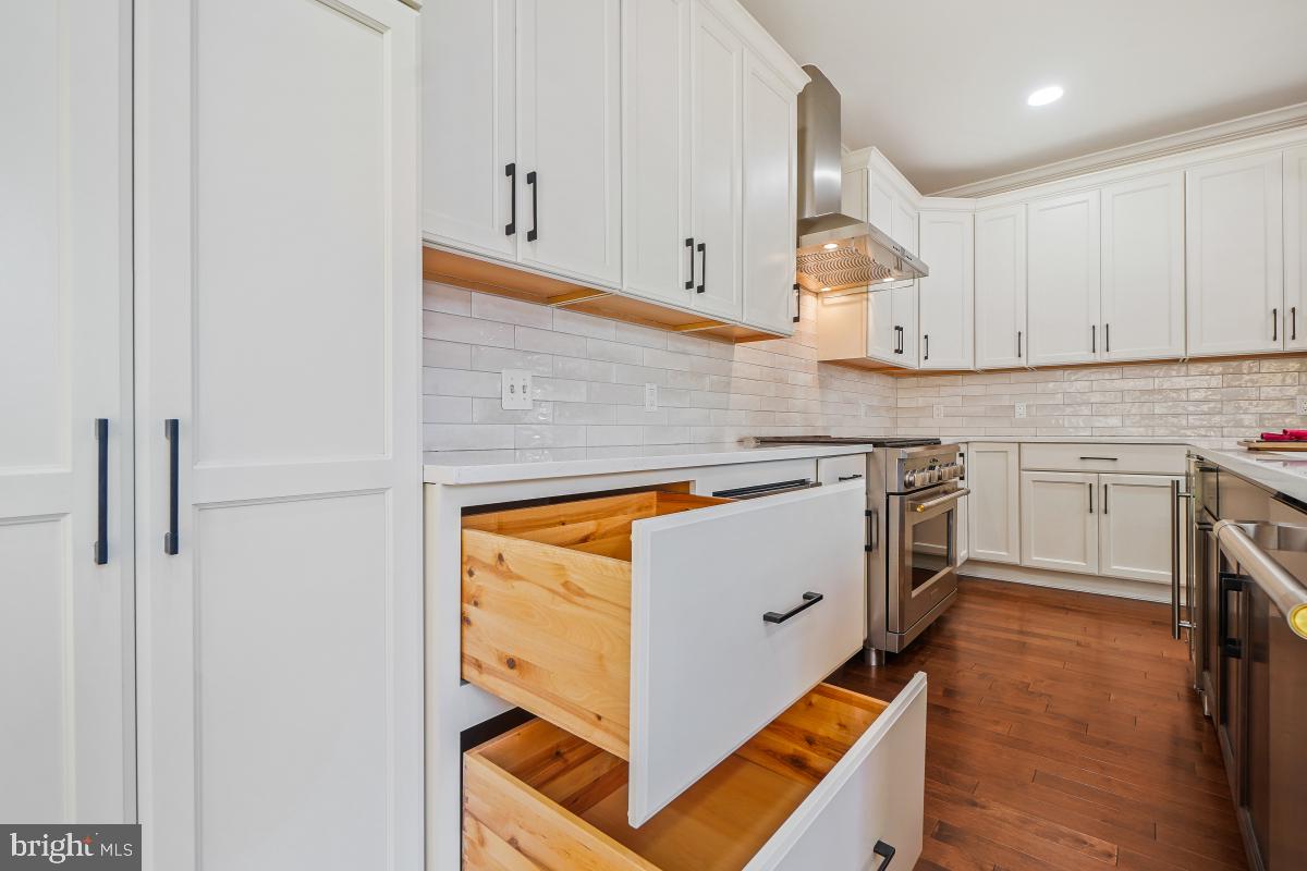 2442 ARCTIC FOX WAY, RESTON, Virginia 20191, 3 Bedrooms Bedrooms, ,3 BathroomsBathrooms,Residential,For sale,2442 ARCTIC FOX WAY,VAFX2278244 MLS # VAFX2278244