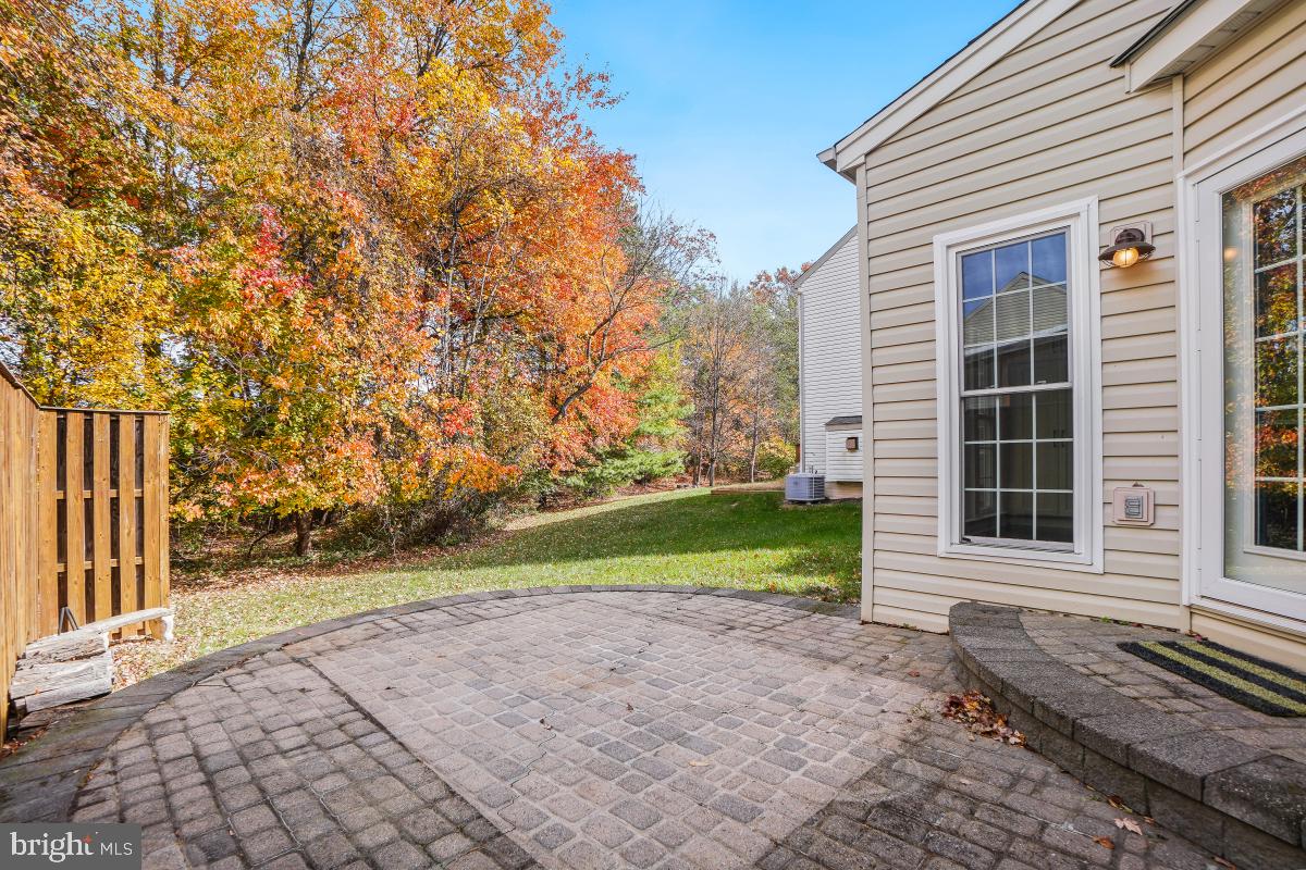 2442 ARCTIC FOX WAY, RESTON, Virginia 20191, 3 Bedrooms Bedrooms, ,3 BathroomsBathrooms,Residential,For sale,2442 ARCTIC FOX WAY,VAFX2278244 MLS # VAFX2278244