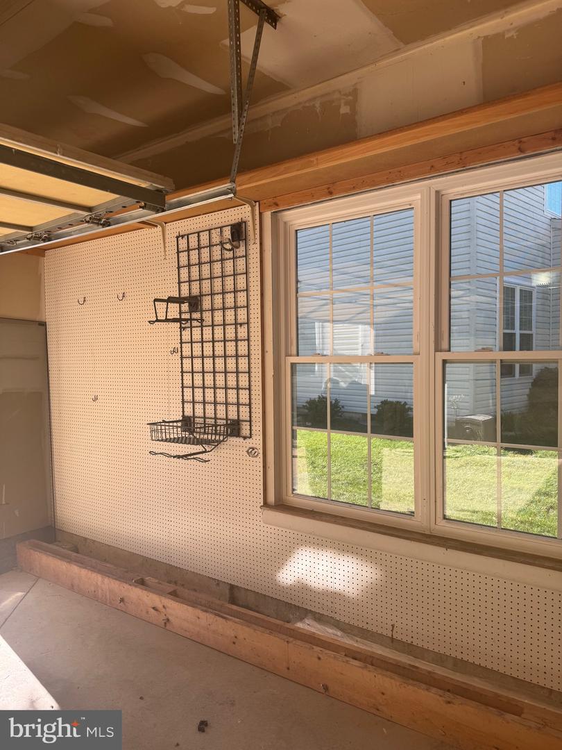 2442 ARCTIC FOX WAY, RESTON, Virginia 20191, 3 Bedrooms Bedrooms, ,3 BathroomsBathrooms,Residential,For sale,2442 ARCTIC FOX WAY,VAFX2278244 MLS # VAFX2278244