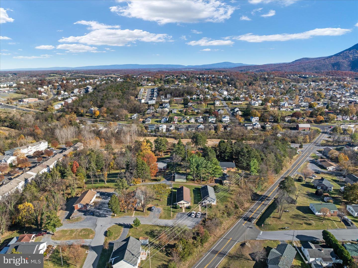 510 PIKE ST, STRASBURG, Virginia 22657, 3 Bedrooms Bedrooms, ,2 BathroomsBathrooms,Residential,For sale,510 PIKE ST,VASH2012944 MLS # VASH2012944