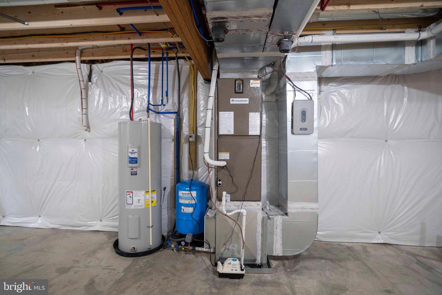 111 BLOODROOT RD, FRONT ROYAL, Virginia 22630, 3 Bedrooms Bedrooms, ,2 BathroomsBathrooms,Residential,For sale,111 BLOODROOT RD,VAWR2012728 MLS # VAWR2012728