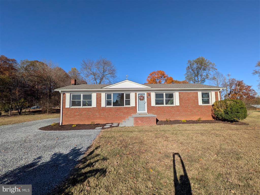 7183 OAK DR, REVA, Virginia 22735, 3 Bedrooms Bedrooms, ,1 BathroomBathrooms,Residential,For sale,7183 OAK DR,VACU2012014 MLS # VACU2012014 7183 OAK DR, REVA, Virginia 22735, 3 Bedrooms Bedrooms, ,1 BathroomBathrooms,Residential,For sale,7183 OAK DR,VACU2012014 MLS # VACU2012014