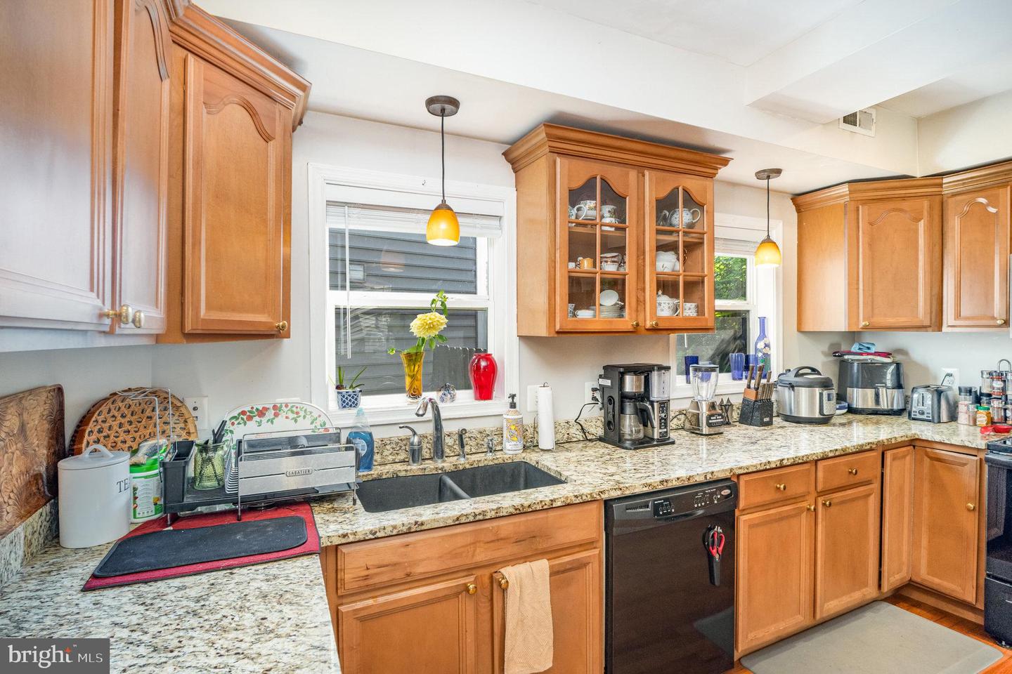 700 LAFAYETTE BLVD, FREDERICKSBURG, Virginia 22401, 4 Bedrooms Bedrooms, ,3 BathroomsBathrooms,Residential,For sale,700 LAFAYETTE BLVD,VAFB2009264 MLS # VAFB2009264