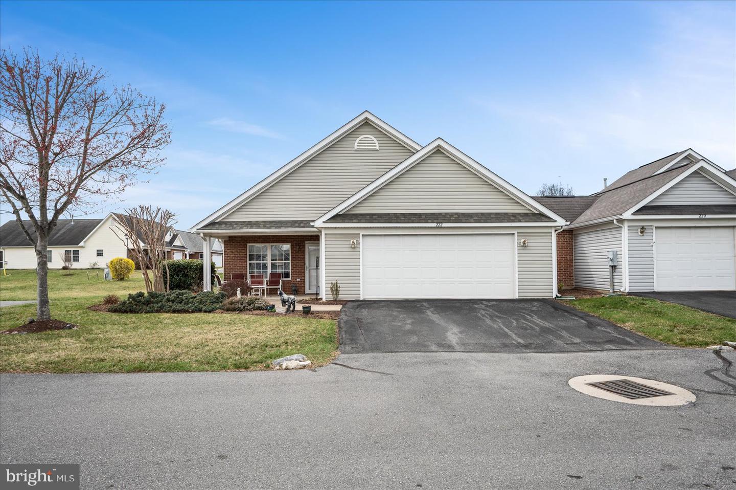 222 CRESTWOOD LN, WINCHESTER, Virginia 22602, 2 Bedrooms Bedrooms, ,2 BathroomsBathrooms,Residential,For sale,222 CRESTWOOD LN,VAFV2037944 MLS # VAFV2037944